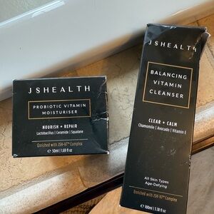 Probiotic Vitamin Moisturiser and Balancing Vitamin Cleanser Set - Black